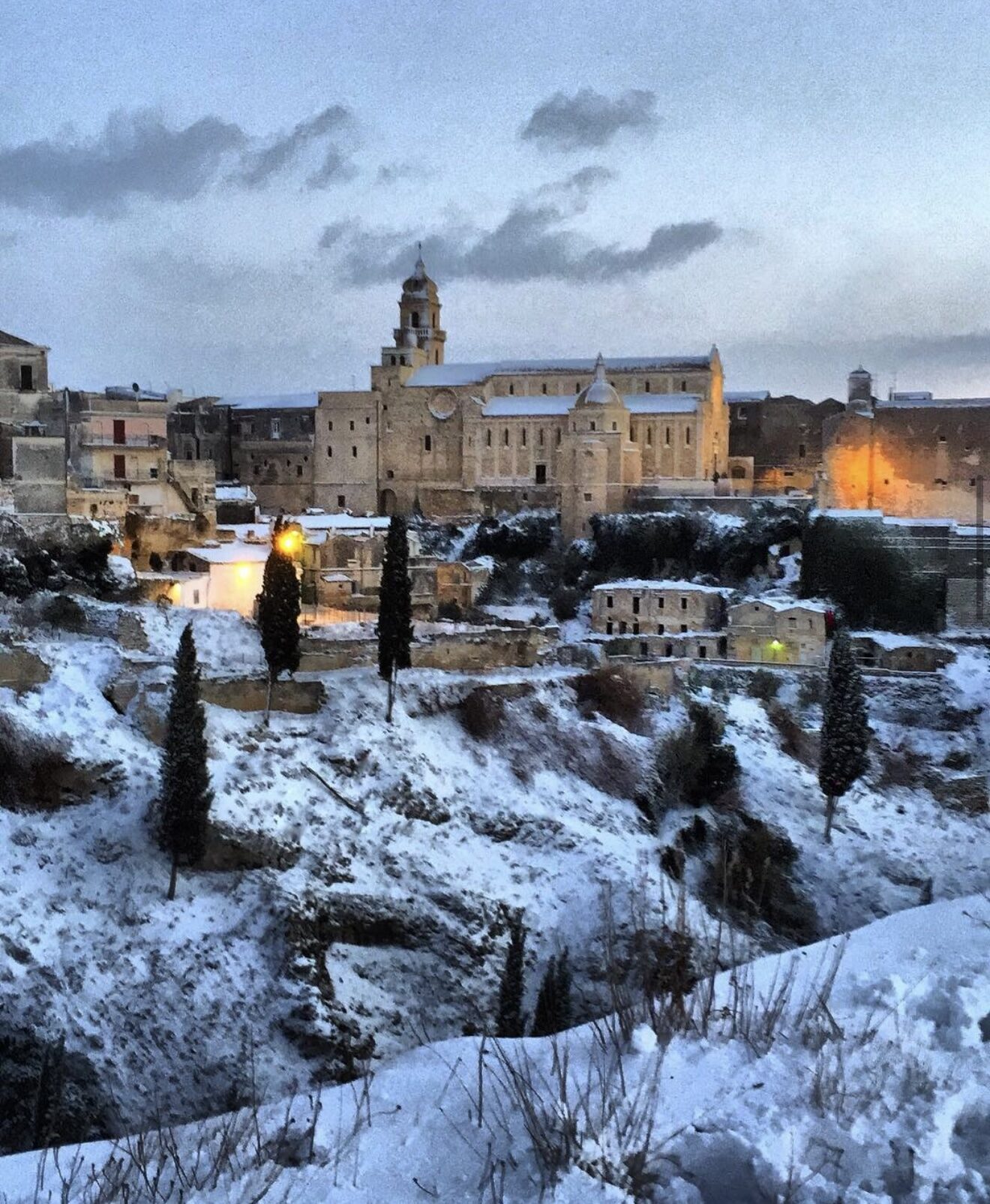Gravina sotto la neve